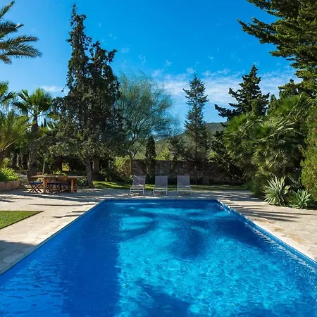 La 30 Petita Villa *